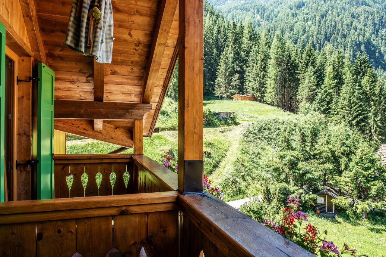 Majon Del Tisler Appartement Canazei Buitenkant foto