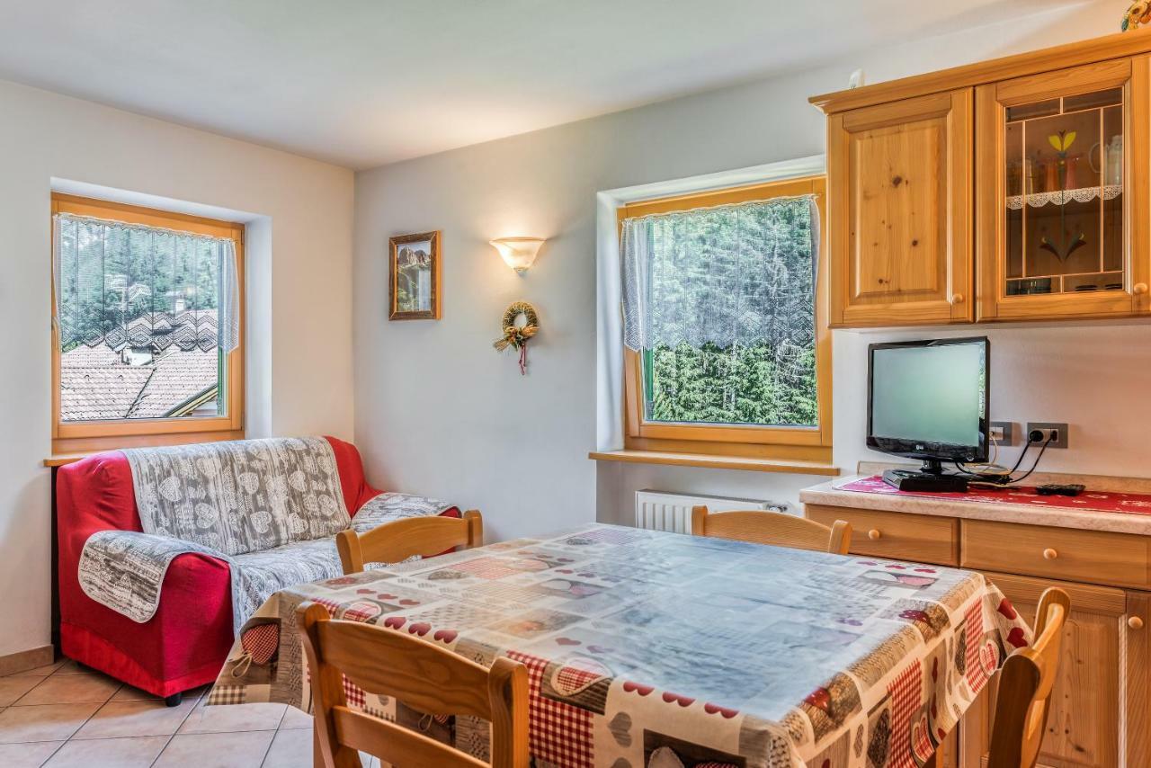 Majon Del Tisler Appartement Canazei Buitenkant foto